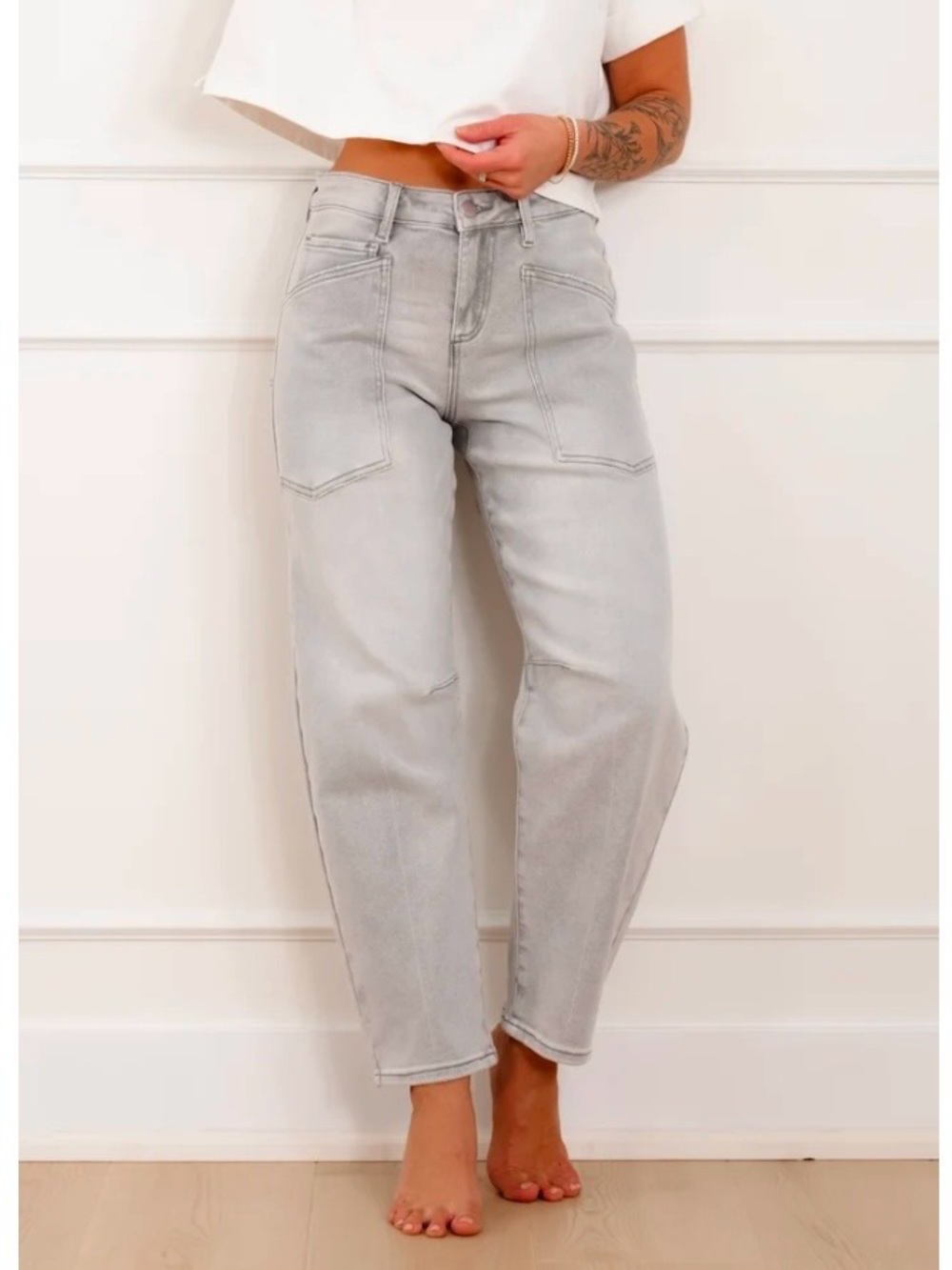 Risen 7 (W28) Barrel Leg High-Rise Light Gray Jeans Women’s Stretch PGA21631